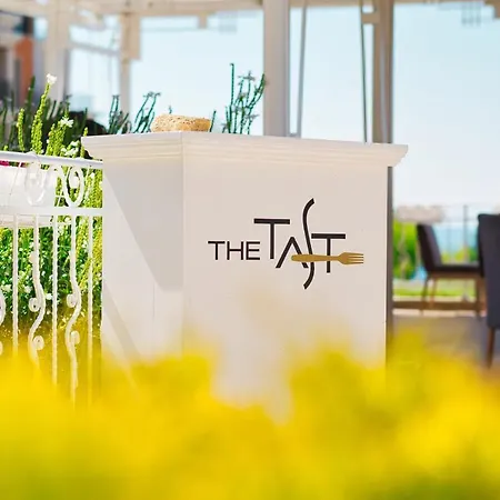 Hotell Premier Club - Full Board 4*