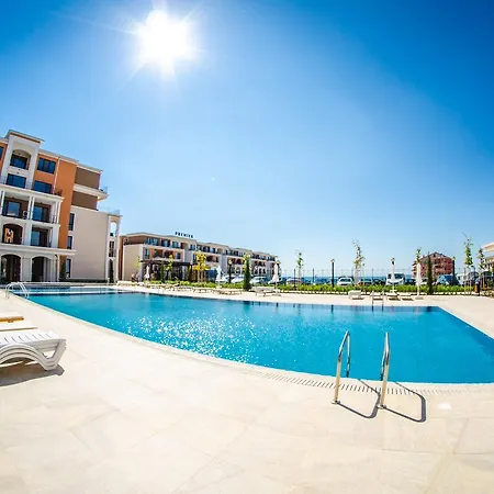 Hotell Premier Club - Full Board 4*