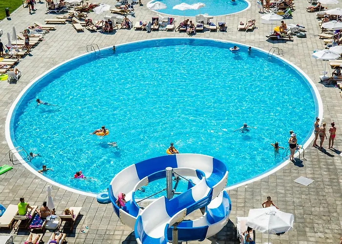 Premier Club - Full Board