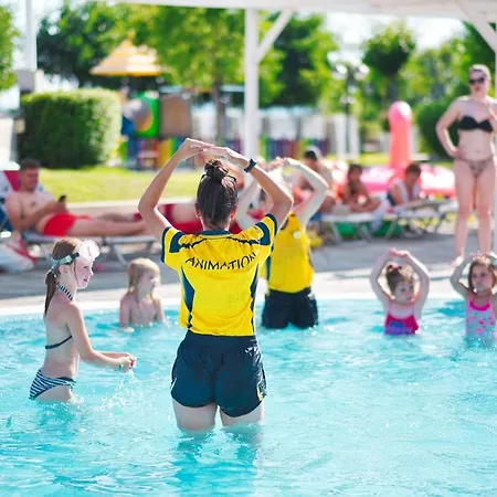 Premier Club - Full Board Szálloda 4*