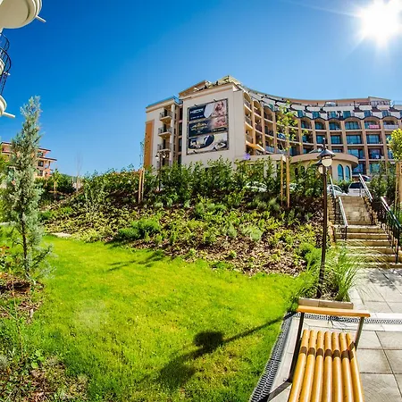 Premier Club - Full Board 4* Napospart