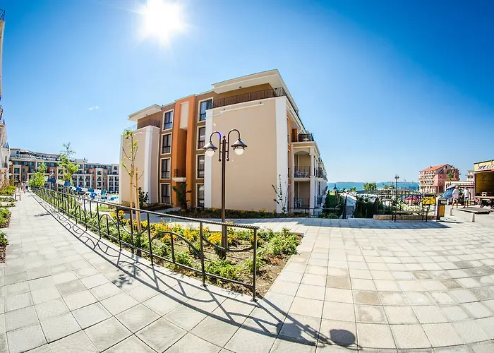 מלון Premier Club - Full Board 4*