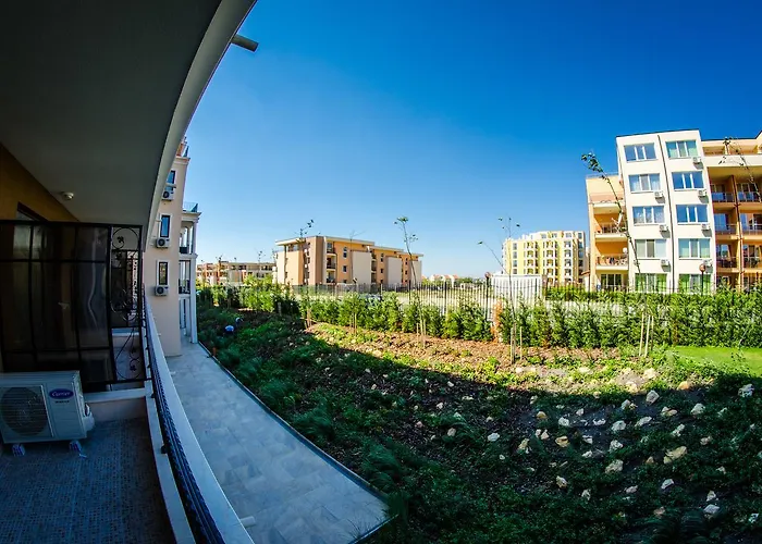 מלון Premier Club - Full Board 4*