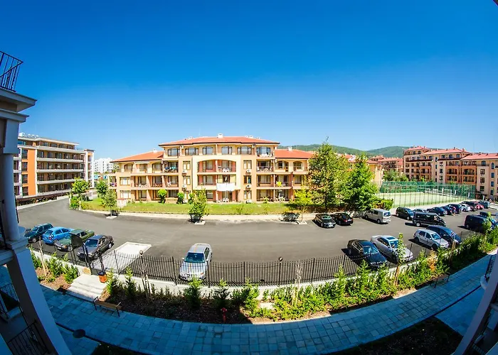 Premier Club - Full Board